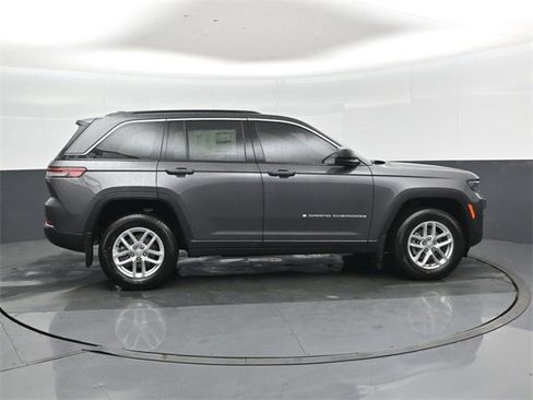 New 2025 Jeep Grand Cherokee Laredo X w/ Luxury Tech Group I image 2