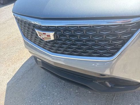 Used 2025 Cadillac XT4 Premium Luxury FWD image 4