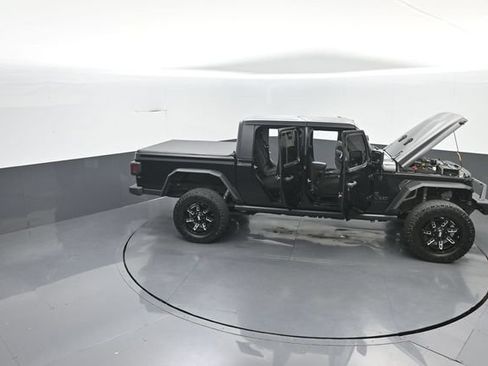 Used 2021 Jeep Gladiator Sport AWD/4WD image 42