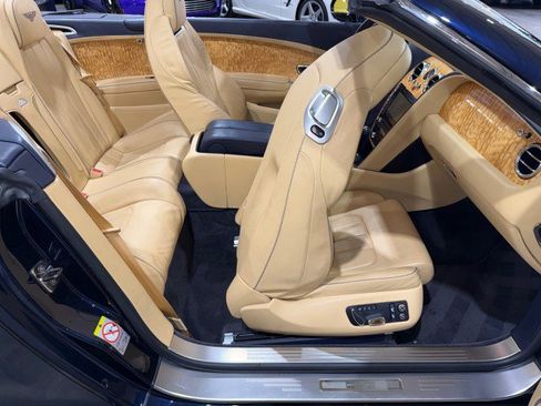 Used 2012 Bentley Continental GT w/ Convenience Specification Pkg image 70