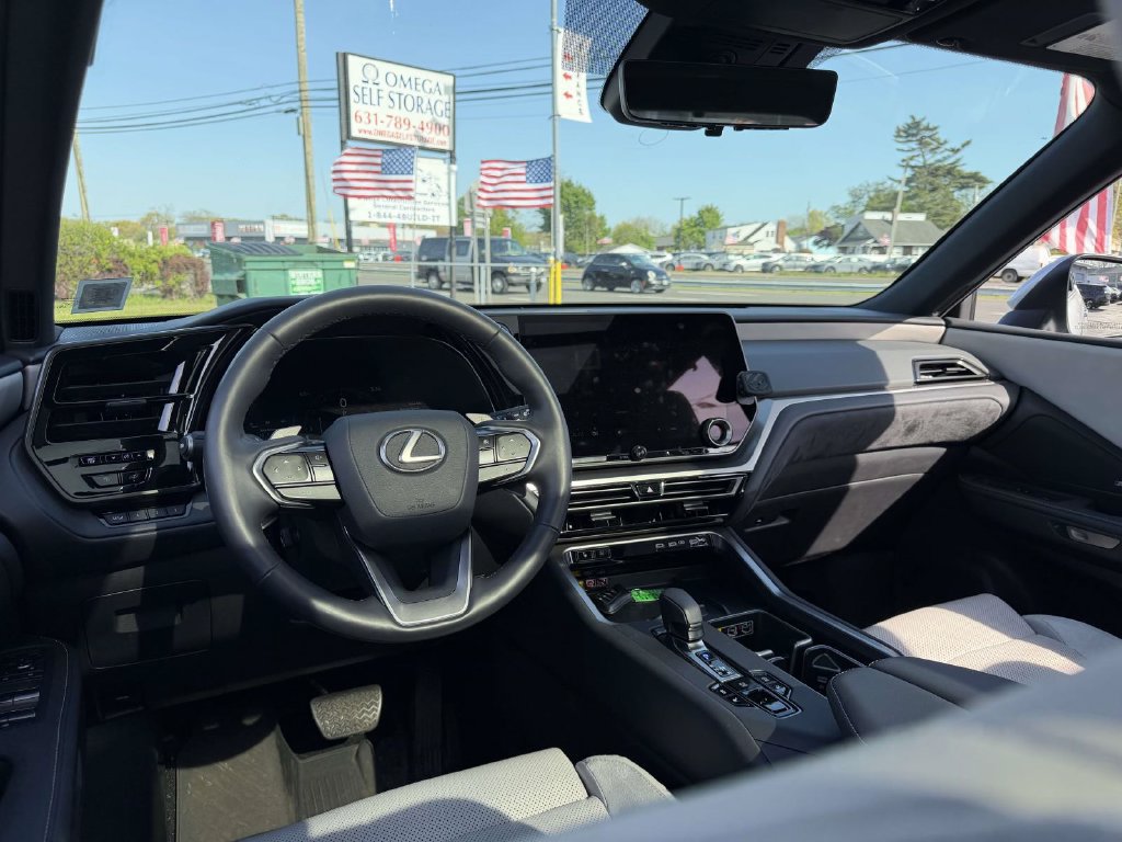 Used 2025 Lexus TX 350 AWD w/ Technology Package image 24