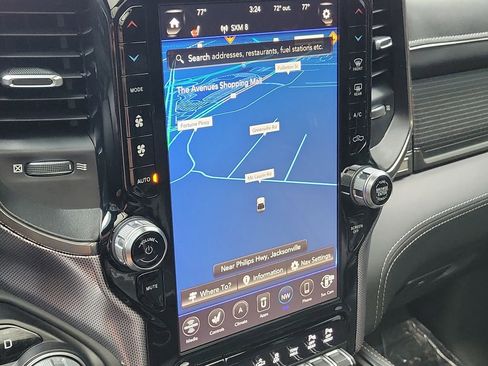 Used 2019 RAM 1500 Limited RWD image 32