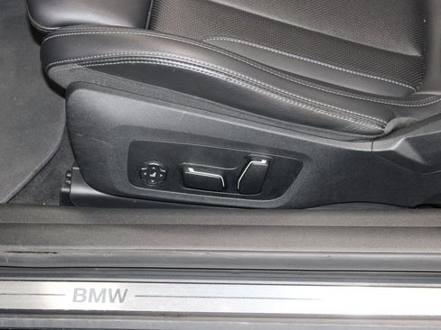Used 2024 BMW 430i Convertible RWD image 18
