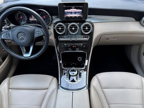 Used 2019 Mercedes-Benz GLC 300 image 16