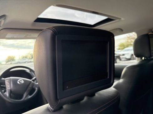 Used 2019 Nissan Armada Platinum w/ Interior Lighting Package image 14