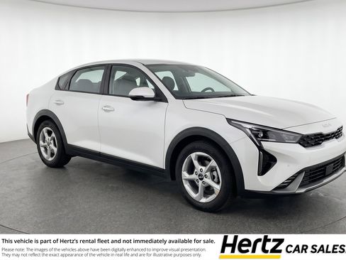 Used 2025 Kia K4 FWD image 1