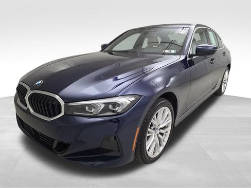 Used 2024 BMW 330i xDrive Sedan w/ Premium Package AWD/4WD image 5