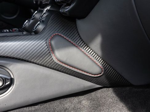 Used 2023 Aston Martin V8 Vantage Coupe image 59