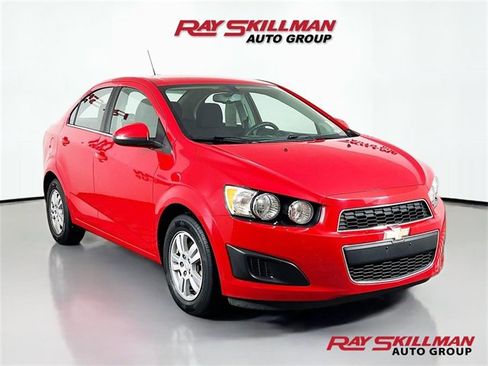 Used 2015 Chevrolet Sonic LT image 1