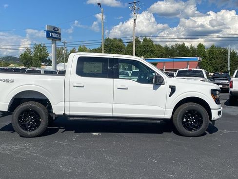 New 2026 Ford F150 XLT w/ Equipment Group 302A MID AWD/4WD image 4