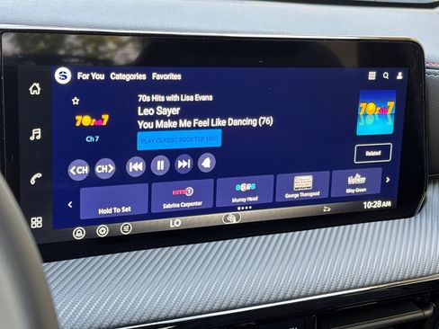 New 2026 Nissan Kicks SR image 15