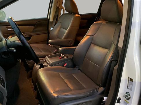 Used 2016 Honda Odyssey EX-L image 8