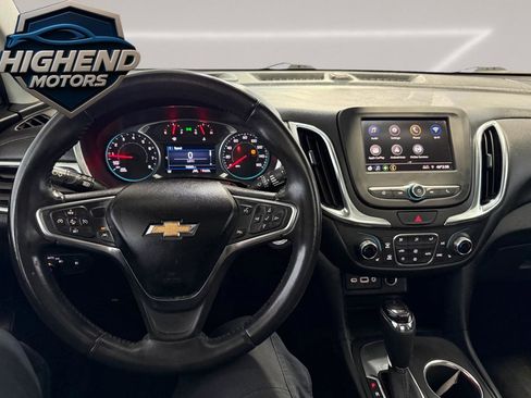Used 2020 Chevrolet Equinox LT image 27