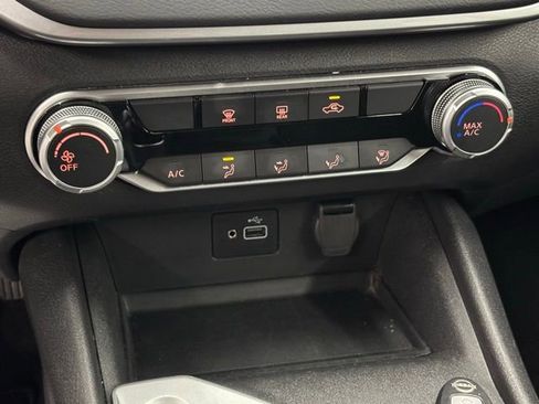 Used 2024 Nissan Altima 2.5 S image 23