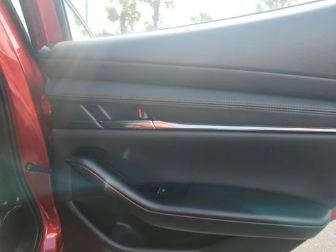 New 2026 MAZDA MAZDA3 2.5 S Hatchback w/ Premium Pkg FWD image 20