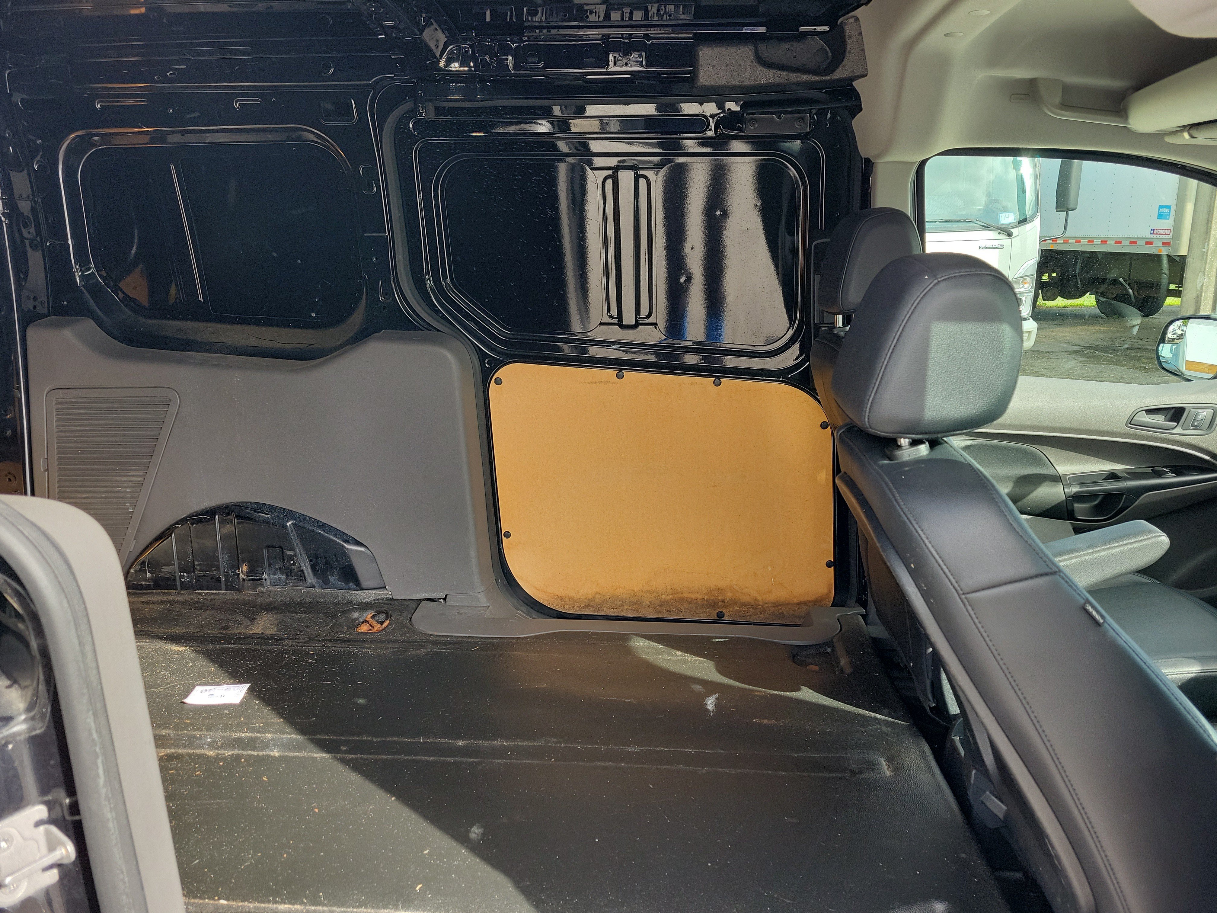 Used 2023 Ford Transit Connect XL FWD image 7