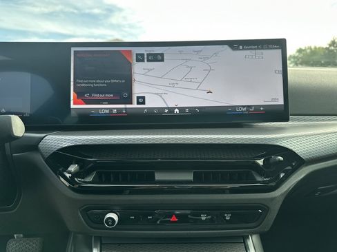 Certified 2025 BMW 330i xDrive Sedan w/ M Sport Package image 41