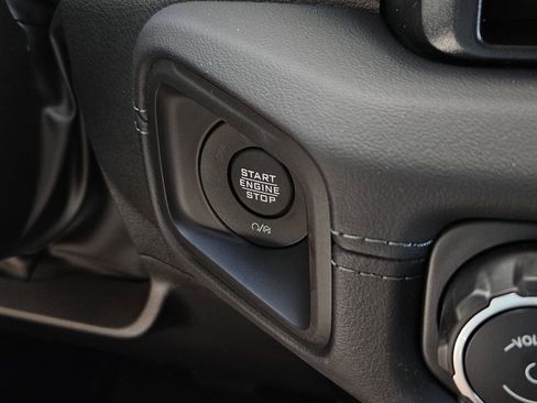 New 2026 Jeep Wrangler Unlimited Sahara AWD/4WD image 20