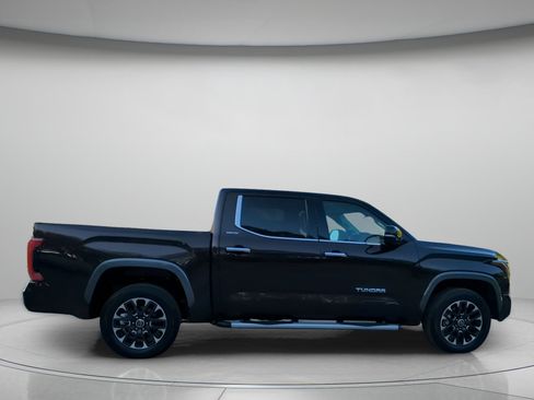 Used 2023 Toyota Tundra Limited AWD/4WD image 31