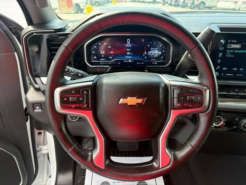 Used 2024 Chevrolet Silverado 1500 LT AWD/4WD image 15