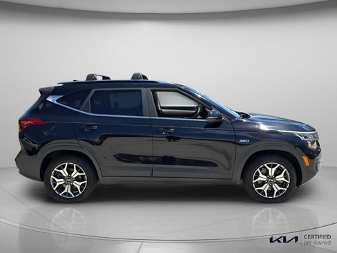 Certified 2021 Kia Seltos EX AWD/4WD image 4