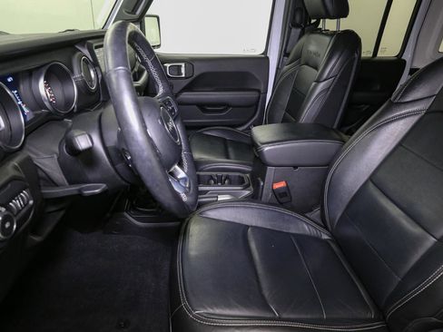 Used 2019 Jeep Wrangler Unlimited Sahara w/ Dual Top Group image 50