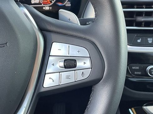 Used 2025 BMW X4 xDrive30i image 22