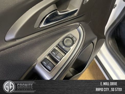 Used 2024 Chevrolet Malibu LS w/ Driver Confidence Package FWD image 11