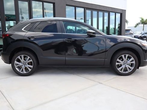 Used 2023 MAZDA CX-30 AWD 2.5 S w/ Preferred Package image 2