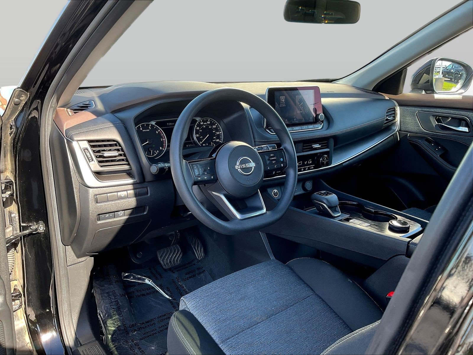 Used 2023 Nissan Rogue SV AWD/4WD image 20