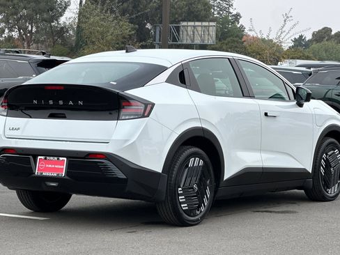 New 2026 Nissan Leaf w/ Floor Mat Package (S+) image 4