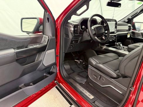 New 2025 Ford F150 Platinum w/ FX4 Off-Road Package image 29