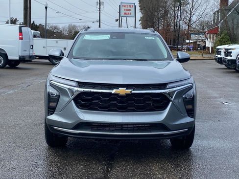New 2026 Chevrolet Trax LT w/ Driver Confidence Package FWD image 6