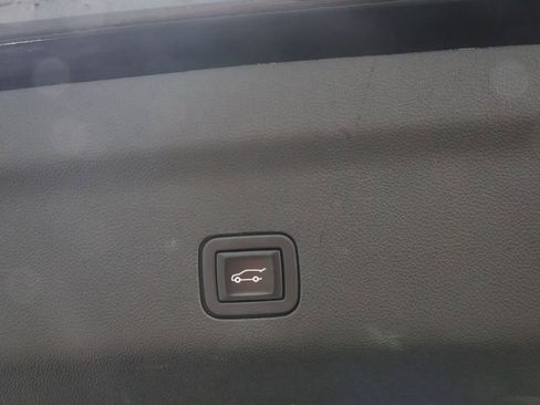 Used 2021 Chevrolet Tahoe High Country AWD/4WD image 31