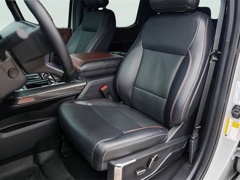 Used 2023 Ford F150 Lariat w/ Equipment Group 502A High image 10