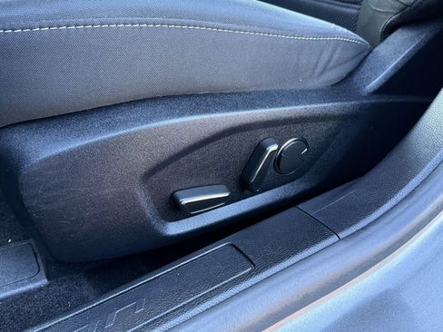 Used 2020 Ford Fusion SE image 23