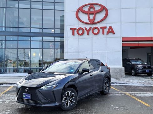 Used 2025 Lexus RZ 450e image 1