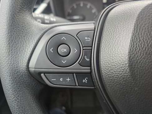 Certified 2025 Toyota Corolla LE FWD image 21