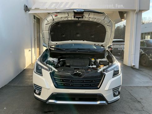 Used 2023 Subaru Forester Touring image 18