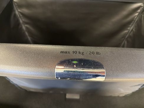 Used 2014 Mercedes-Benz E 350 4MATIC Sedan image 39