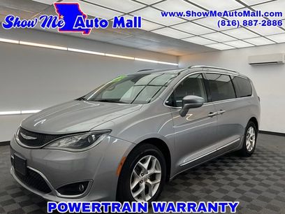 Used 2017 Chrysler Pacifica Touring-L Plus w/ Tire & Wheel Group