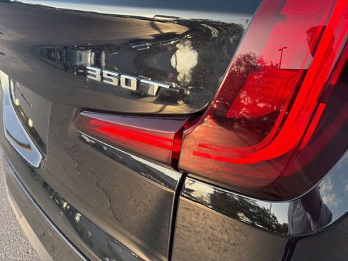 Used 2025 Cadillac XT4 Premium Luxury image 11