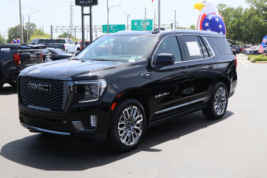 Certified 2023 GMC Yukon Denali Ultimate AWD/4WD image 5
