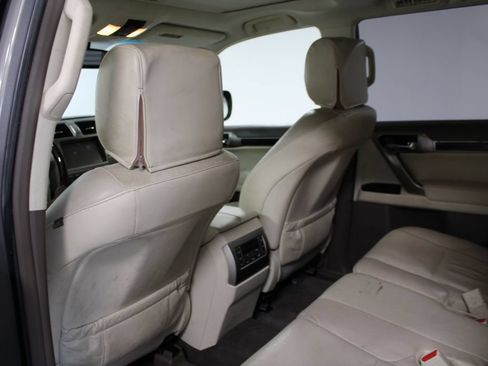 Used 2014 Lexus GX 460 w/ Premium Package AWD/4WD image 19