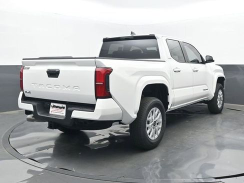 New 2026 Toyota Tacoma SR5 AWD/4WD image 20