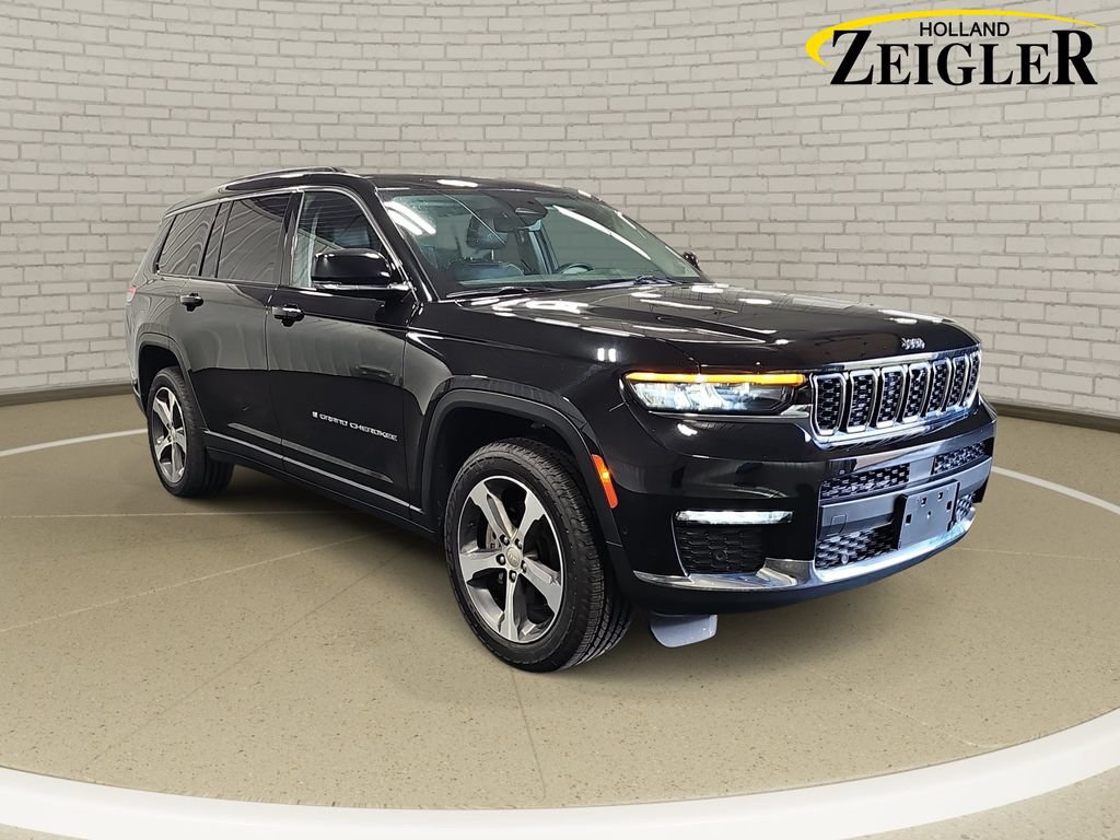 Used 2023 Jeep Grand Cherokee L Limited w/ Luxury Tech Group II AWD/4WD image 3