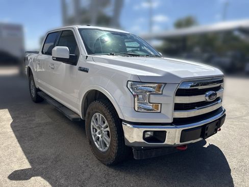 Used 2017 Ford F150 Lariat w/ Equipment Group 501A Mid AWD/4WD image 3