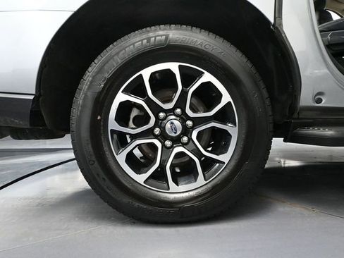 Used 2024 Ford Expedition Max XLT image 16