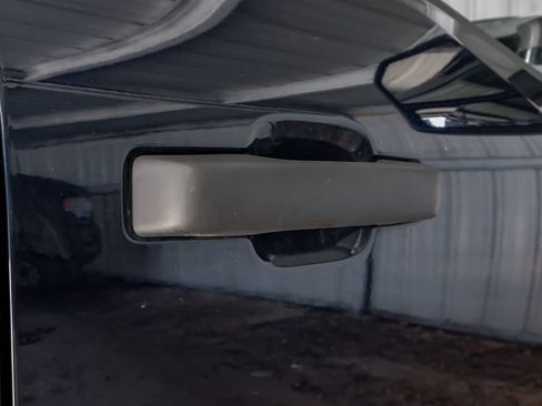 Used 2023 Ford F350 4x4 Crew Cab Super Duty image 41