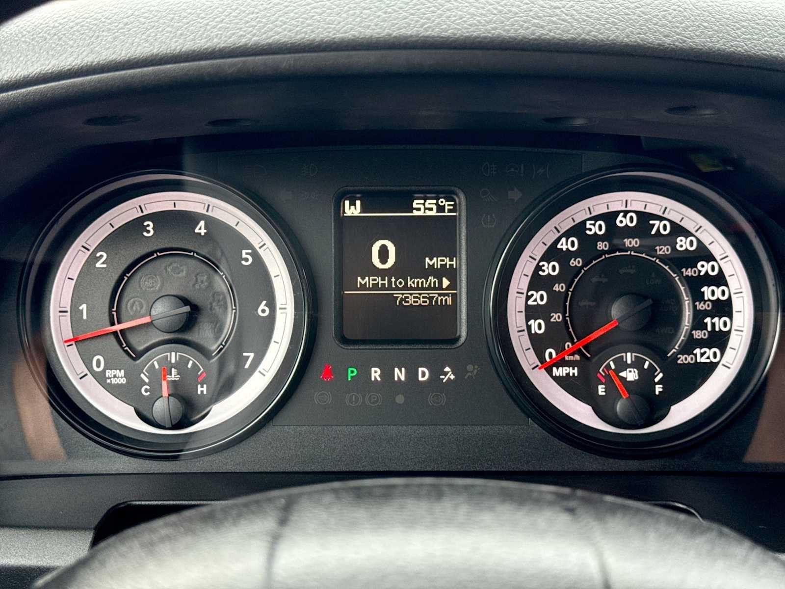 Used 2019 RAM 1500 Classic SLT AWD/4WD image 32